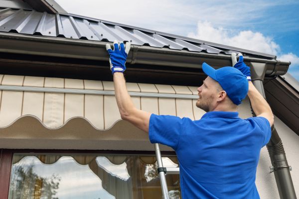 Rain Gutter Maintenance in Oklahoma City
